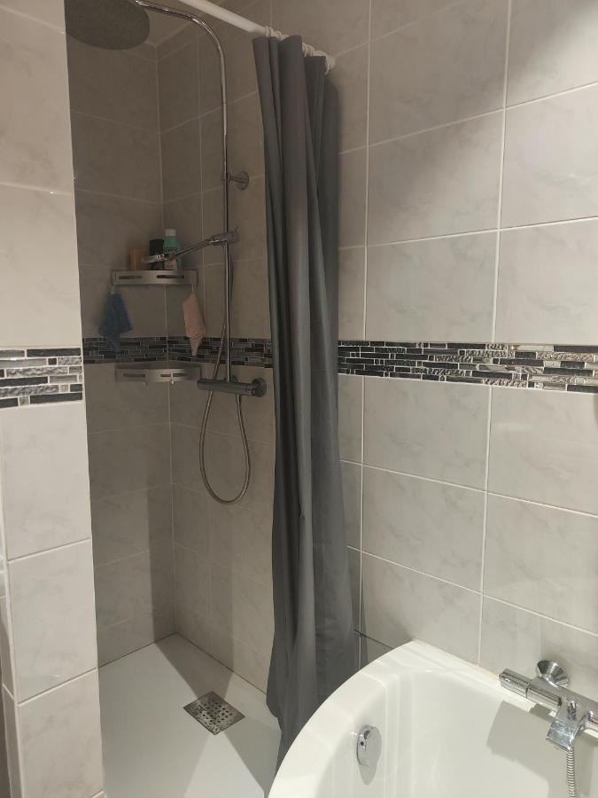 Très grand appartement de 76m2 à Estrasburgo Exterior foto